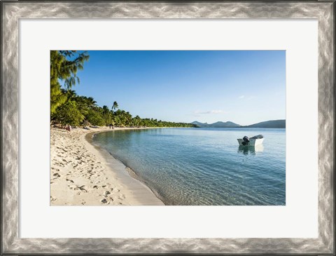 Framed White sand beach, Oarsman Bay, Yasawa, Fiji, South Pacific Print