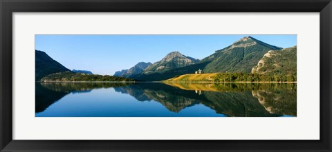 Framed Prince of Wales Hotel in Waterton Lakes National Park, Alberta, Canada Print