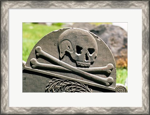 Framed Skull And Crossbones Carved On Tombstone Print
