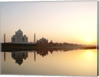 Framed Silhouette of the Taj Mahal at sunset, Agra, Uttar Pradesh, India