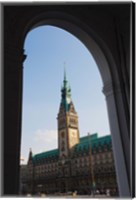 Framed Town hall viewed through an arch, Hamburg Town Hall, Hamburg, Germany