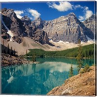 Framed Alberta, Moraine Lake, Valley of the Ten Peaks