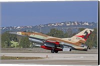 Framed F-16A Netz of the Israeli Air Force landing at Ramat David Air Force Base