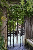 Framed Elegant Canal Entrance