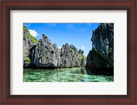 Framed Crystal Clear Water In The Bacuit Archipelago, Philippines