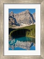 Framed Morning, Moraine Lake, Reflection, Canadian Rockies, Alberta, Canada
