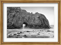 Framed California, Pfeiffer Beach, Rocky Cliff (BW)