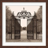 Framed Hampton Gate