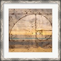 Framed Fibonacci Shell