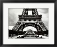 Framed La Tour Eiffel Et Le Vieux Trocadero