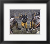 Framed Jerome Bettis - '05 / '06 Action ( In The Snow)