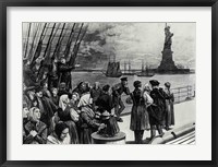 Framed New York - Welcome to the land of freedom - An ocean steamer passing the Statue of Liberty