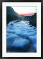 Framed River flowing around rocks at sunrise, Sunrift Gorge, US Glacier National Park, Montana, USA