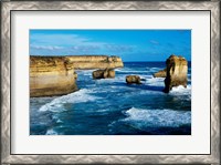 Framed Rock formations on the coast, Port Campbell National Park, Victoria, Australia