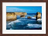 Framed Rock formations on the coast, Port Campbell National Park, Victoria, Australia