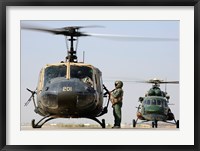 Framed Iraqi air force carries wounded warrior on aeromedical evacuation mission