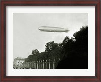 Framed Zeppelin - in the air