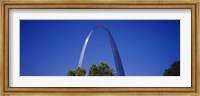 Framed Gateway Arch against a blue sky, St. Louis, Missouri