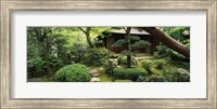 Framed Temple in a garden, Yuzen-En Garden, Chion-In, Higashiyama Ward, Kyoto, Kyoto Prefecture, Kinki Region, Honshu, Japan