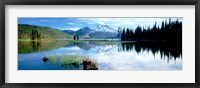Framed Cascade Mountains, Oregon, USA
