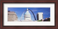 Framed Government building surrounded by Gateway Arch, Old Courthouse, St. Louis, Missouri, USA
