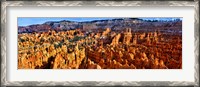 Framed Hoodoo rock formations in Bryce Canyon National Park, Utah, USA