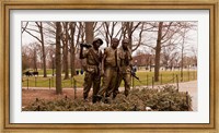 Framed Three Soldiers bronze statues at The Mall, Washington DC, USA