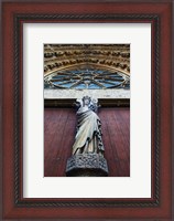 Framed Virgin Mary statue with Jesus Christ at Reims Cathedral, Reims, Marne, Champagne-Ardenne, France