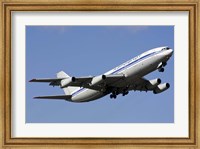 Framed Aeroflot Ilyushin Il-86 airliner taking off from Bulgaria