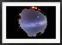 Framed fish-eye 360 degree image of the entire southern sky