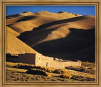Framed Afghanistan, Bamian Valley, Caravansary, Hindu Kush