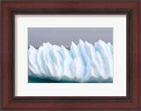 Framed Iceberg pattern off the western Antarctic peninsula