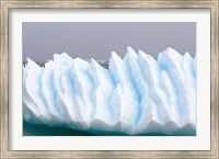 Framed Iceberg pattern off the western Antarctic peninsula