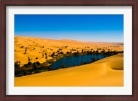 Framed Libya, Fezzan, desert Erg Ubari, Umm el Maa lake