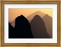 Framed China, Huangshan Mountains, Sunlight