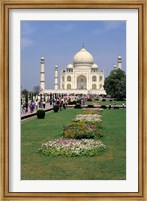 Framed Taj Mahal in Agra, India