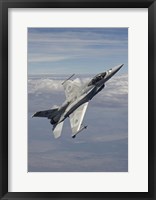 Framed F-16E Maneuvers over Arizona (vertical)