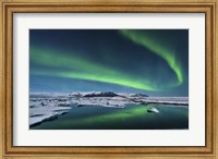 Framed Northern Lights over the Glacier Lagoon in Iceland