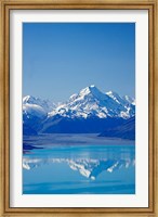 Framed Aoraki, Mt Cook and Lake Pukaki, South Canterbury, South Island, New Zealand