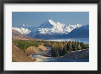 Framed Road to Aoraki Mount Cook, Mackenzie Country, South Canterbury, South Island, New Zealand