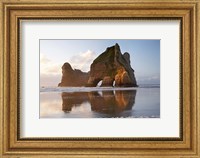 Framed Rock Formation, Archway Island, South Island, New Zealand (horizontal)