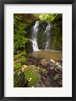 Framed Horseshoe Falls, Matai Falls, Catlins, New Zealand
