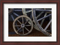 Framed Rustic wagon wheels on movie set, Cuba