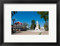 Framed Jose Marti Square and statue in center of town, Cienfuegos, Cuba