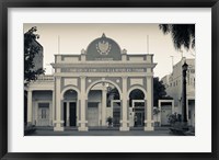 Framed Cuba, Parque Jose Marti, Arco de Triunfo