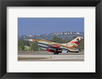 Framed F-16A Netz of the Israeli Air Force landing at Ramat David Air Force Base