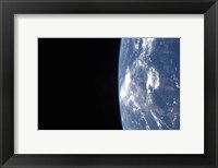 Framed Earth's Horizon and the Blackness of Space