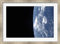 Framed Earth's Horizon and the Blackness of Space