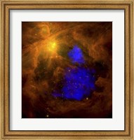 Framed Orion Nebula in the Infrared Overlaid with XMM-Newton X-Ray Data in Blue