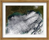 Framed Cloud Streets in the Gulf of Mexico